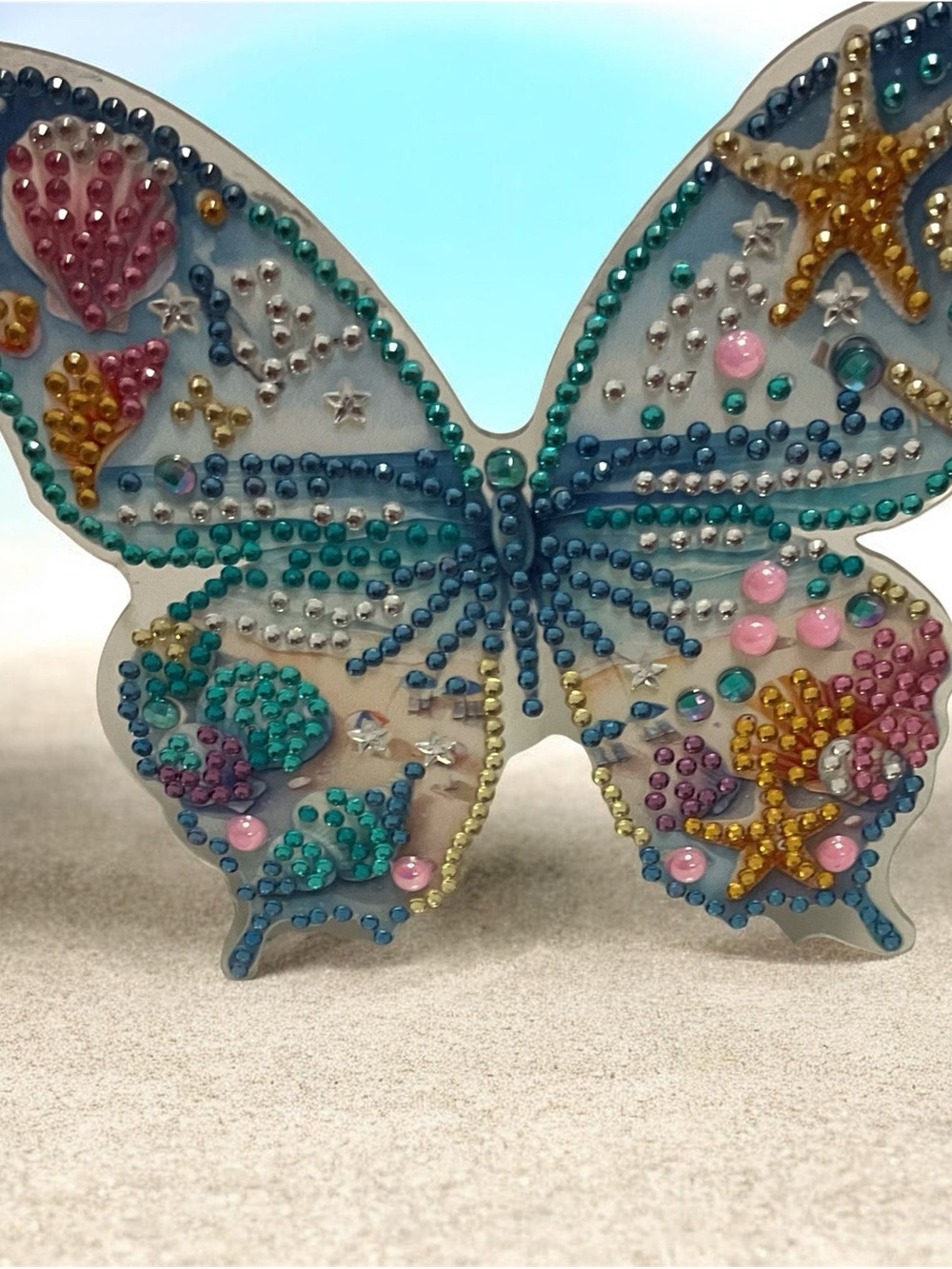 Diamond Art Butterfly Paper Towel Holder Sealed - Picture 2 of 2